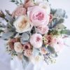 Букет невесты из нежно-розовых пионовидных роз art. 05-081
