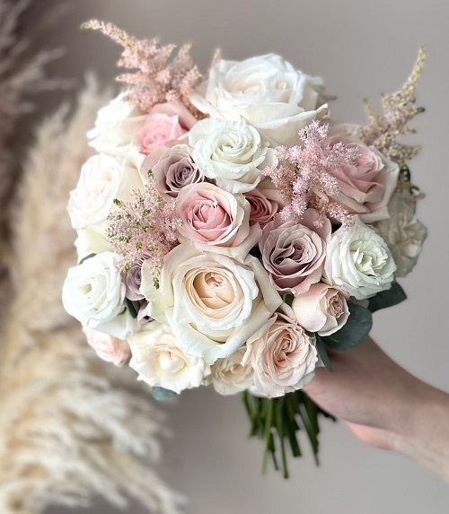 Букет невесты из пионовидных роз Art. 05 361 Букет невесты из пионовидных роз art. 05-361