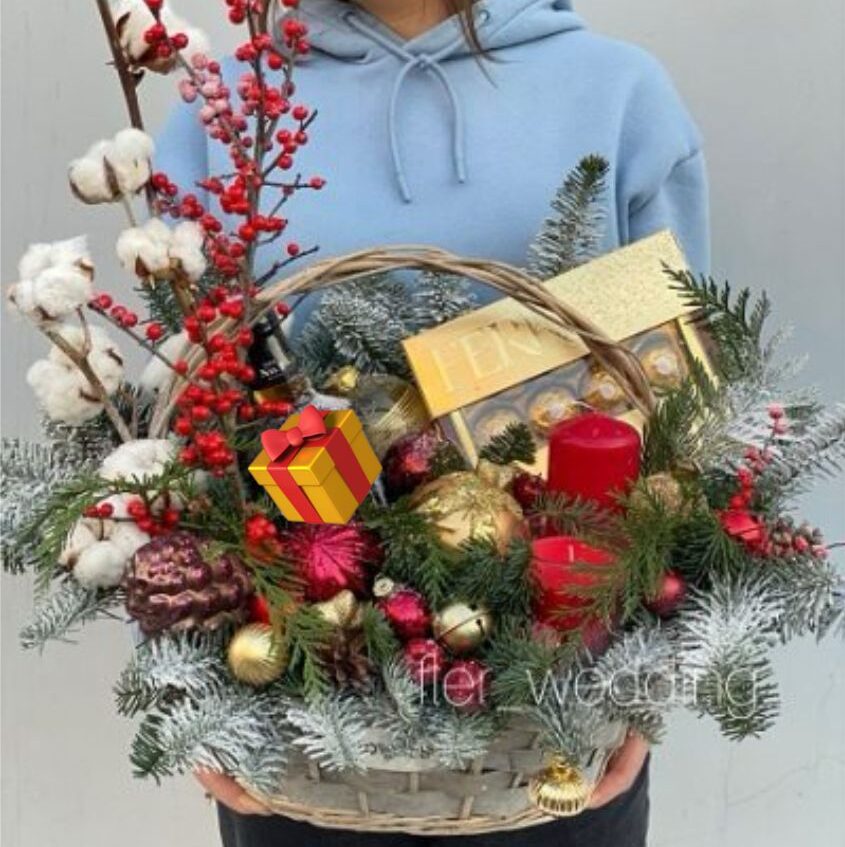 Новогодняя корзина art. 30-24