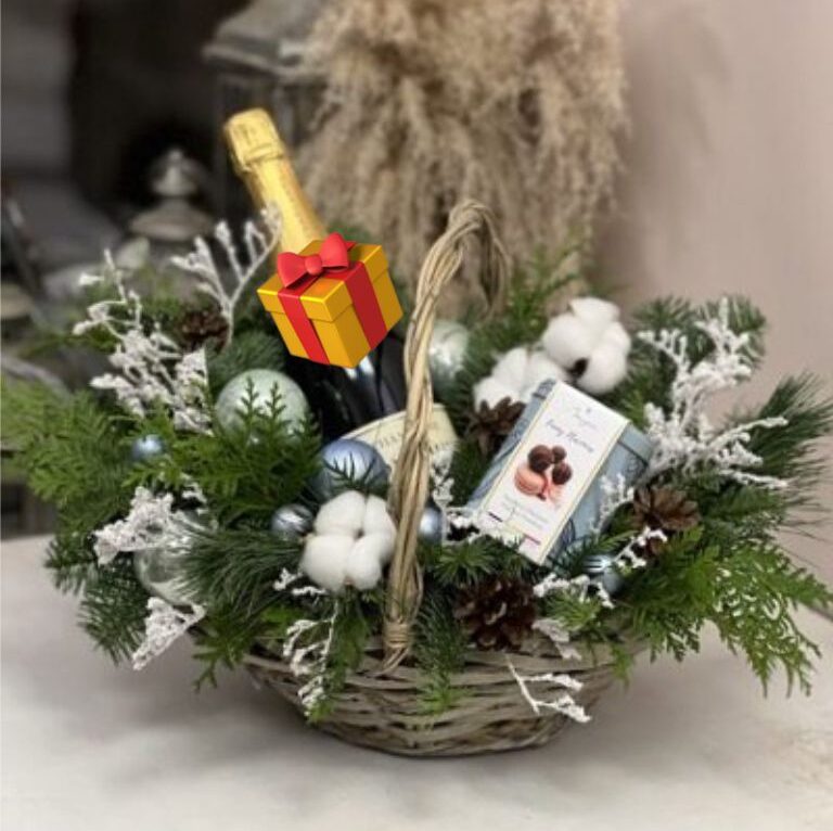 Новогодняя корзина art. 30-223